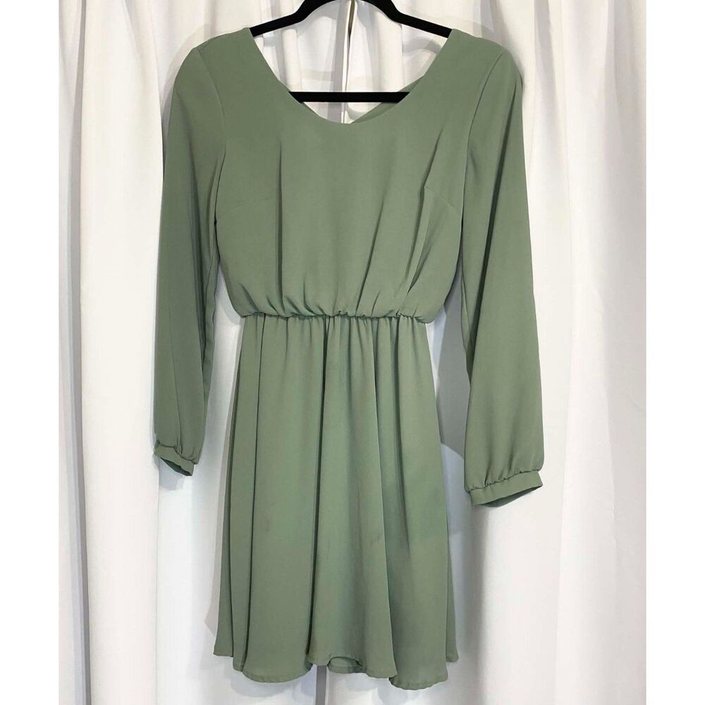 LUSH Women’s XS/2 Sage Green Long Sleeve V-Neck Mini Dress
